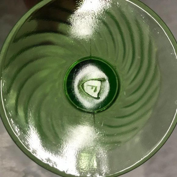 Vaseline Uranium Federal Glass Swirl Dessert Cup #50 - Picture 7 of 7